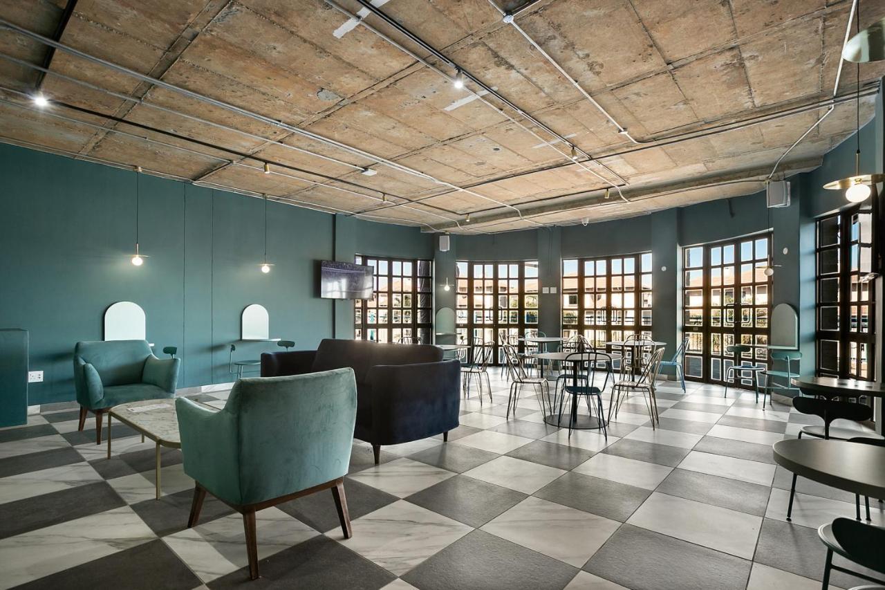 The Archer Aparthotel By Totalstay Сэндтон Экстерьер фото