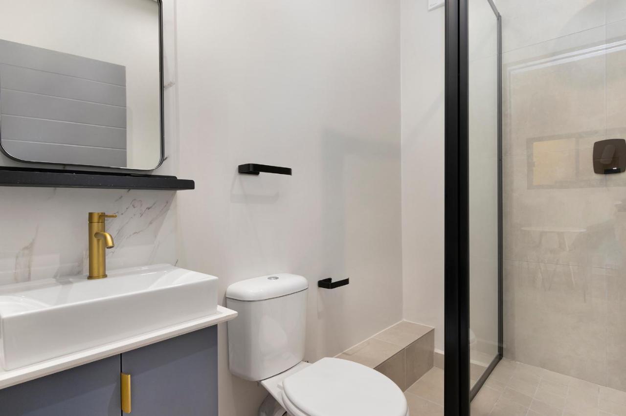The Archer Aparthotel By Totalstay Сэндтон Экстерьер фото